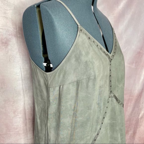 Torrid Studded Swing Cami Challis Dark Grey NWT - Picture 4 of 16